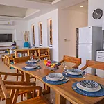 Diamond Villa