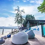 Lub D Koh Samui Chaweng Beach - Beachfront & Vibrant Social Vibe