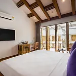 White Sand Samui Resort