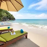 Dhevatara Cove