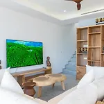 Blue Butterfly Luxury Pool Villa Koh Samui 5 Bedrooms