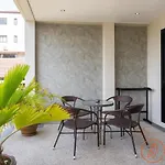 Chaweng Hill 2Br