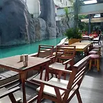 Rastahostel By Little Boat