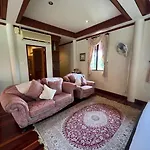 Baan Suvarnabhumi Villa Entire 5 Beds Private Pool On Hill Side