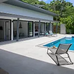 Baan Sawadee Villa