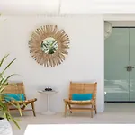 700M From Beach & Luxury