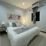 Baan Patcharintorn Samui