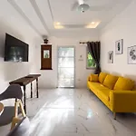 Melo Cottage