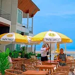 Smile Samui Chaweng Beach Front Resort