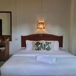 Paradise Escape Nr Beach W/Veranda, Bicycle, Wi-Fi