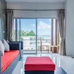 Seaview Bangrak Apartment 1
