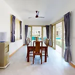 Idyllic Samui Beach Villa Resort