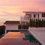 Villa Naira Hillside Pool Villa