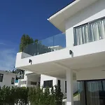 Villa Naira Hillside Pool Villa