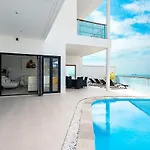 2 Bed Seaview Villa 5 Mins To Beach A2