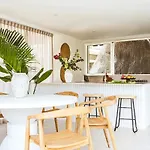 Villa Umi 4 Bedroom Private Pool & Sea View
