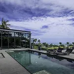 Villa Onyx