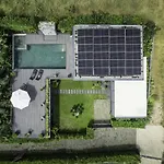 Villa Onyx