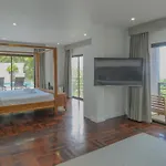 Modern Macha Villa With Pool And City & Sea View
