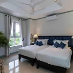 4 Bed Pool Villa Steps From The Beach - Kbr34