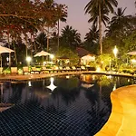 Lipa Lodge Beach Resort
