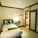 Queen Boutique Hotel