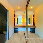 Suite In Replay At Bangrak Beach
