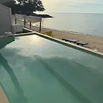 Bang Por Resort
