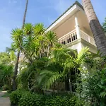 Arkbar Beach Club