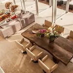 Villa Beige