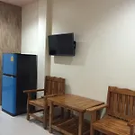 Chaweng Y&O Guesthouse