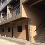 Chaweng Y&O Guesthouse