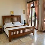Jungle Emerald Rock Luxury Villa