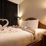 At Samui Boutique Hotel