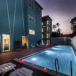 Maenam Bay Resort