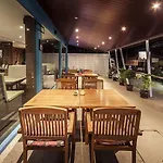 Maenam Bay Resort