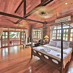 Presidential Thai Villa