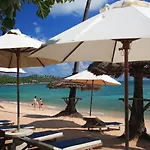 Coral Bay Resort & Spa