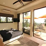 Baan Seaview Holiday Villas