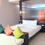 Khun Chaweng Resort