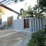 Baan Rawee Apartment