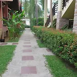 Tandt House
