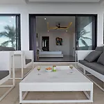 Luxury Modern Villa