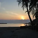 Samui Honey Backpacker Bungalow