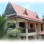 Niracha Chaweng House