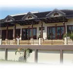 Niracha Chaweng House