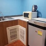 Zone6 Coworking Beach Apartment Old 2W Beach Hostel, Koh Samui