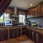 Chaweng Noi Residence