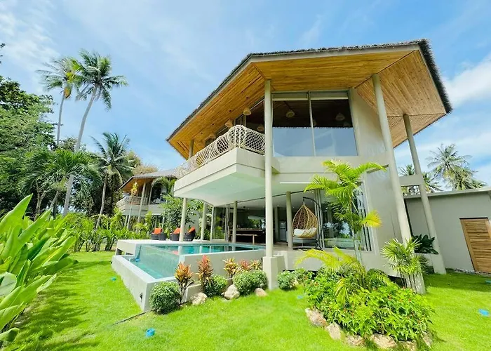 Lovely Villa, 2 Bedrooms & 1 Studio Room, Koh Samui