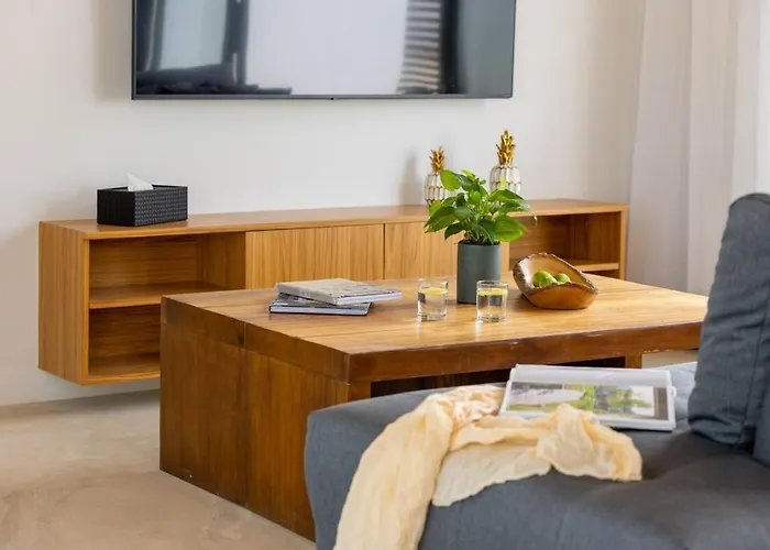 Villa Gabriela Garden View - Included Airport Pick Up